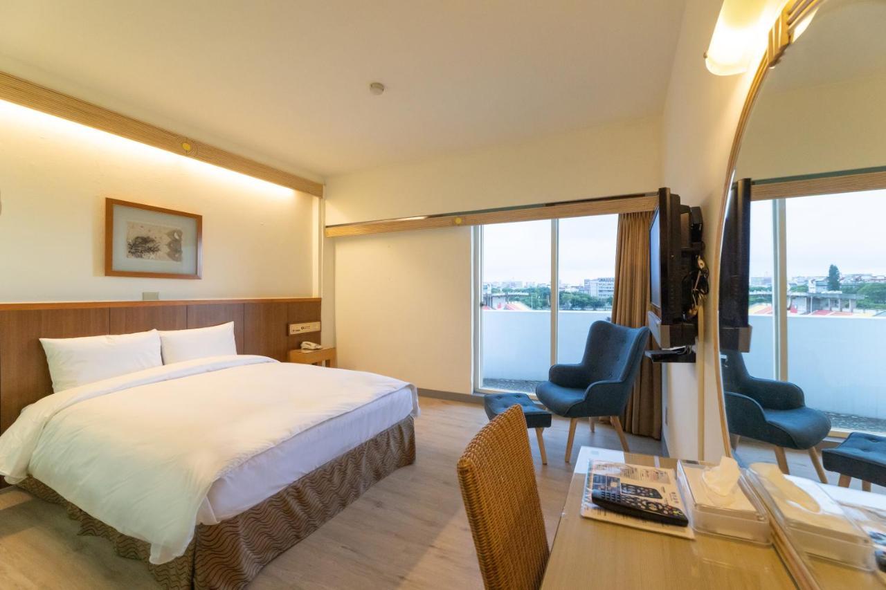 Dongxu Resort Hotel Città di Hualien Esterno foto