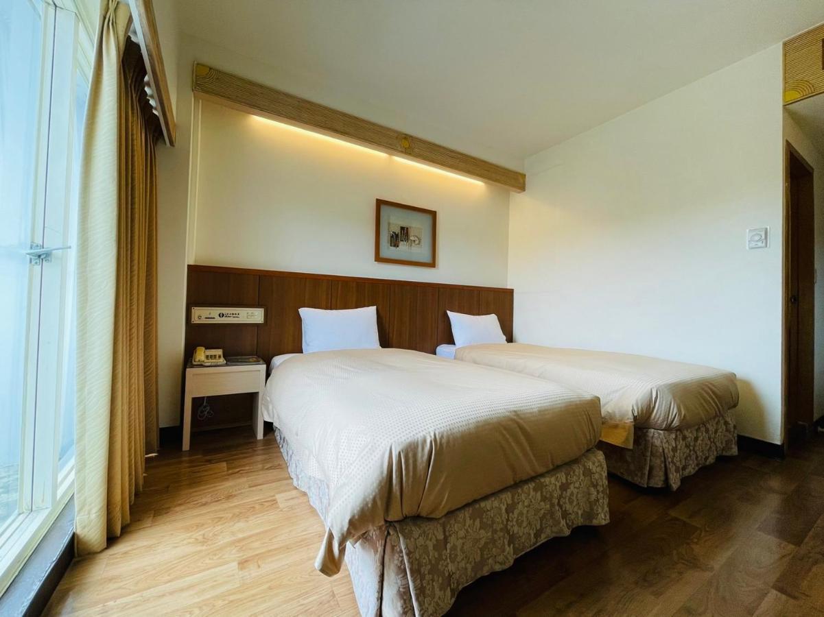 Dongxu Resort Hotel Città di Hualien Esterno foto