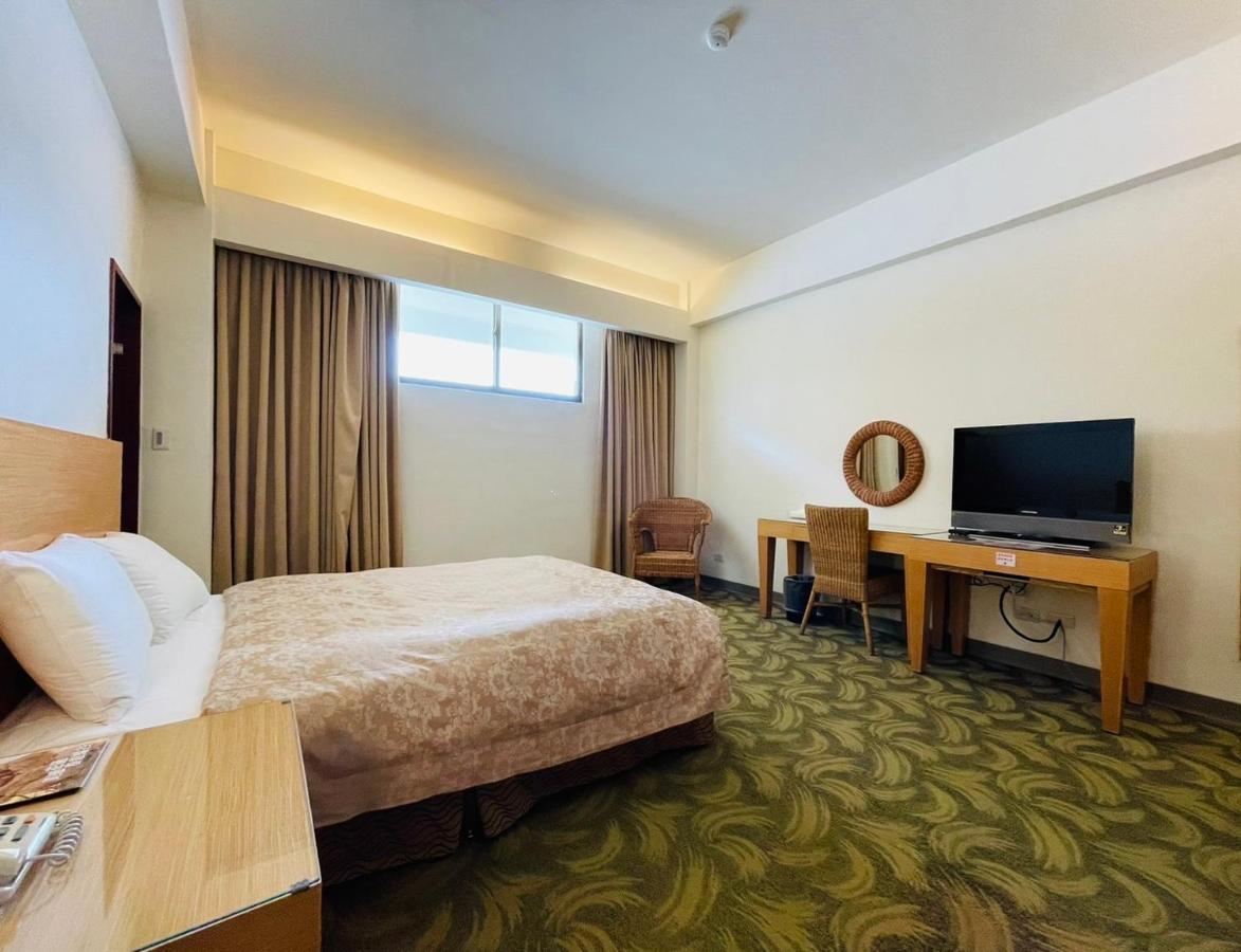 Dongxu Resort Hotel Città di Hualien Esterno foto